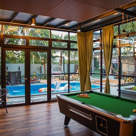 The Uniique Haus - Johor 1St Staycation Water Dining Experience Johor Bahru Exteriör bild
